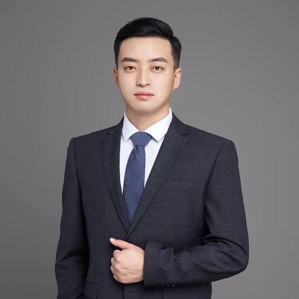 李璠